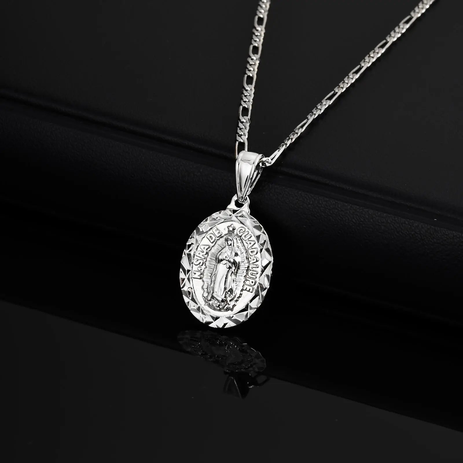 Classic Virgin Mary Prayer Pendant Necklace for Men Women, Silver Gold Color Metal Necklace, Religious Amulet Jewelry Catholic
